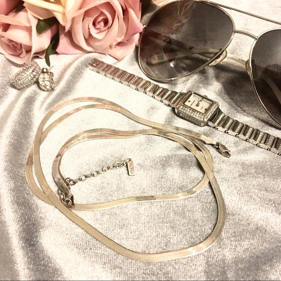 💯AGATHA, Silver Necklace - Picture 2 of 4